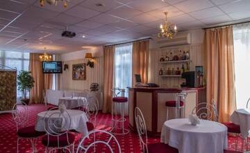 Фото номера КОТТЕДЖ Гостиница Resident Hotel Berezki г. Кугеси 38